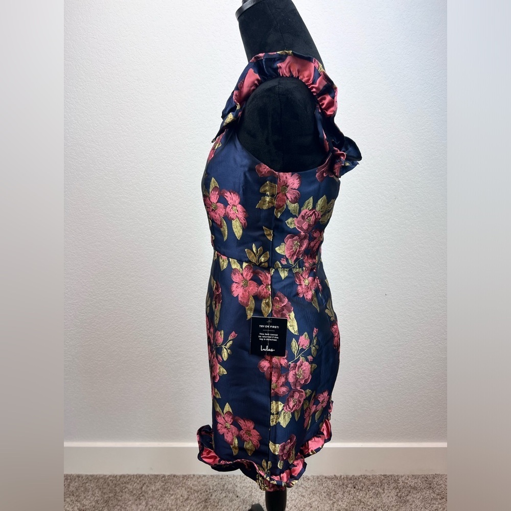 NWT: Lulu's Pop The Bottle Metallic Floral Jacquard Cocktail Mini Dress Size M - Picture 3 of 10